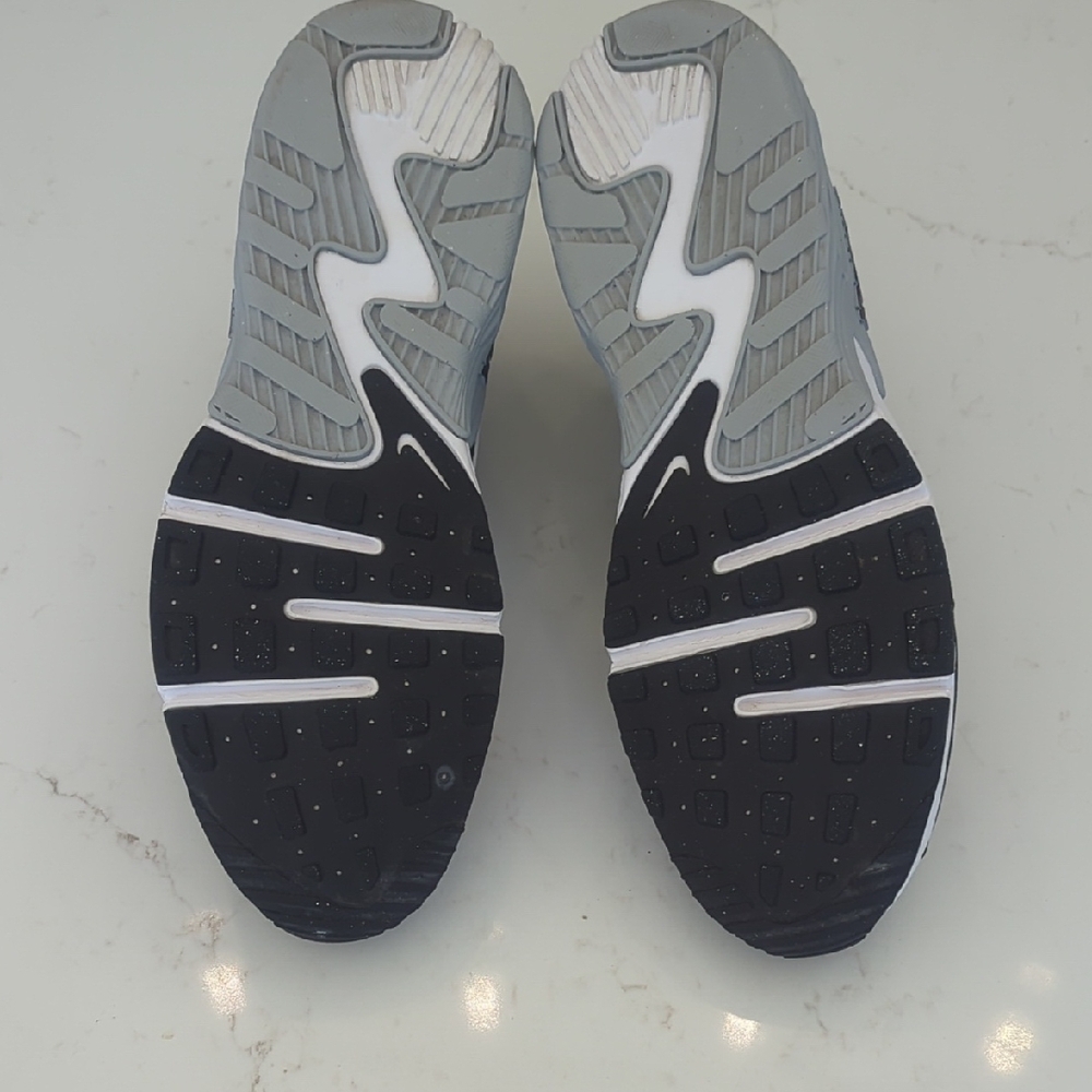 Nike Air Max Sneakers Size 13 - Picture 5 of 8